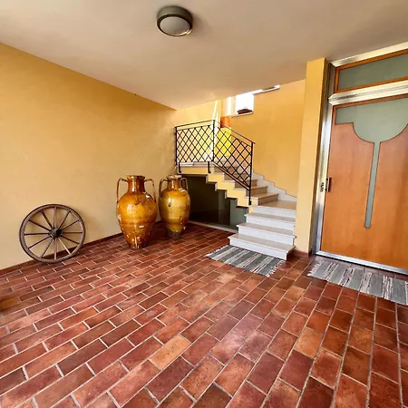 洛萨蓝光住宿加早餐酒店