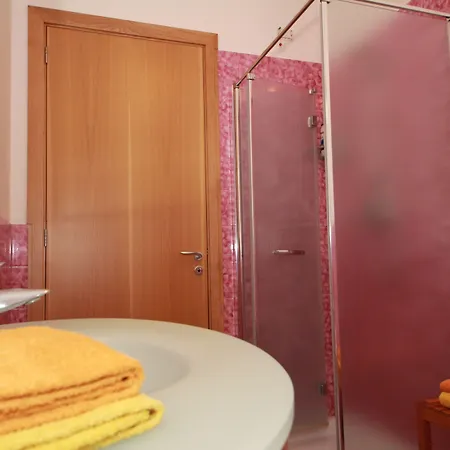 Alojamento de Acomodação e Pequeno-almoço La Rosa Blu