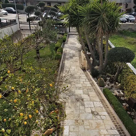 Frühstückspension La Rosa Blu