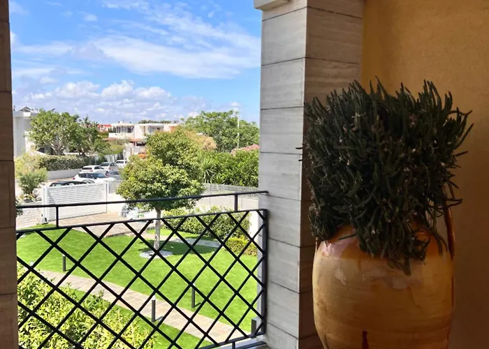 La Rosa Blu Bed & Breakfast 3*