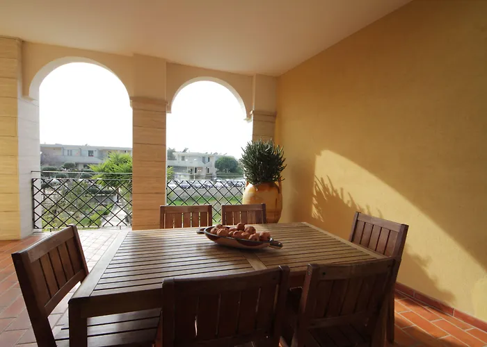 洛萨蓝光住宿加早餐酒店 住宿加早餐酒店 3*