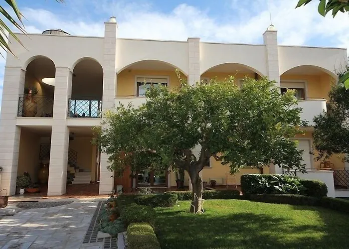 住宿加早餐酒店 洛萨蓝光住宿加早餐酒店 3*