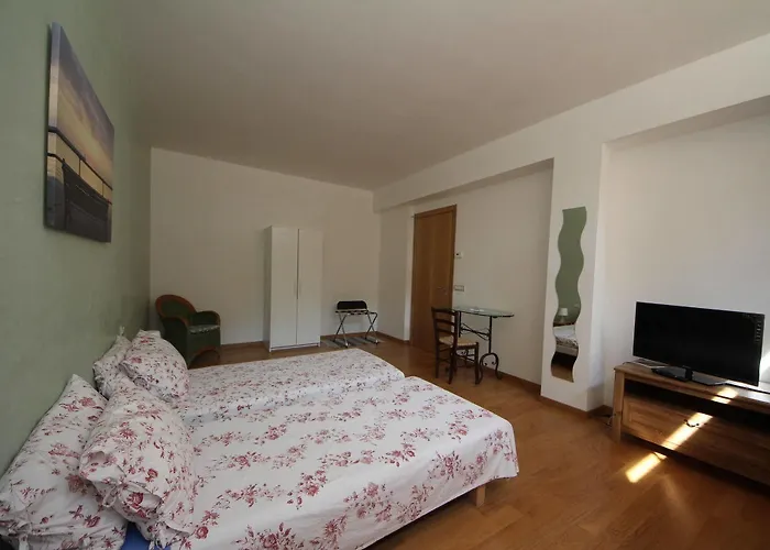 洛萨蓝光住宿加早餐酒店 3* 巴里