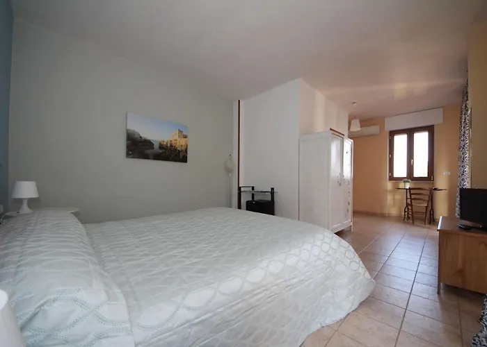 住宿加早餐酒店 洛萨蓝光住宿加早餐酒店